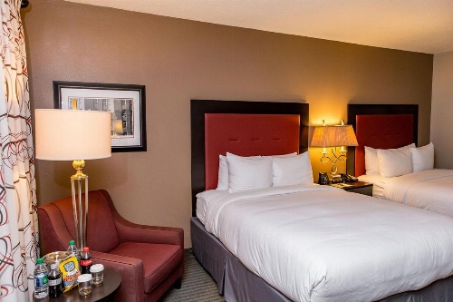 DoubleTree by Hilton Hotel Raleigh - Brownstone - University image 10