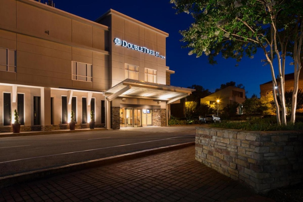 DoubleTree by Hilton Hotel Raleigh - Brownstone - University Image 14