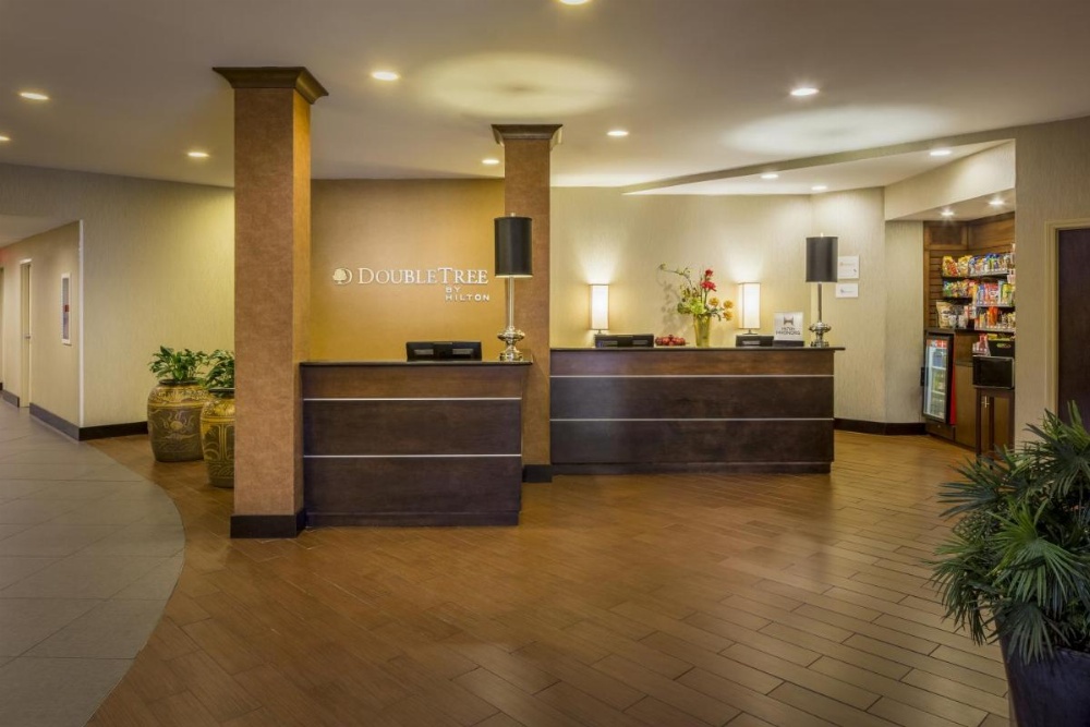 DoubleTree by Hilton Hotel Raleigh - Brownstone - University Image 34